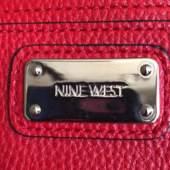 VIBRANT Lipstick Red Large Wristlet - Picture 5 of 14